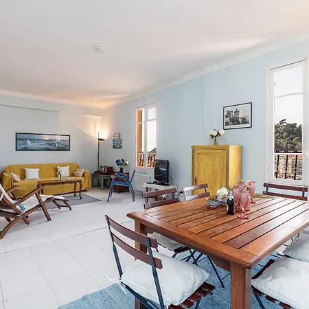 Extraordinary View On Port And Castle Hill - 1 Bdr & Parking Appartement *