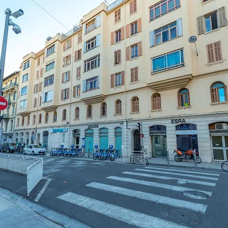 Extraordinary View On Port And Castle Hill - 1 Bdr & Parking Appartement *